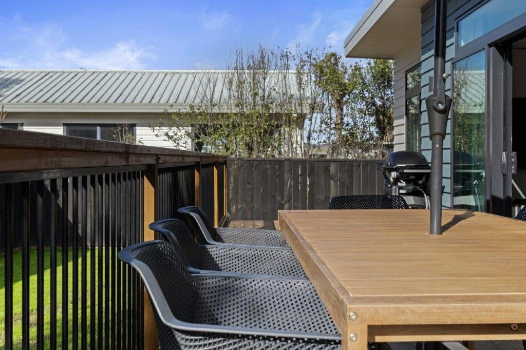 Villa Recline On Leo Waihi Exterior foto
